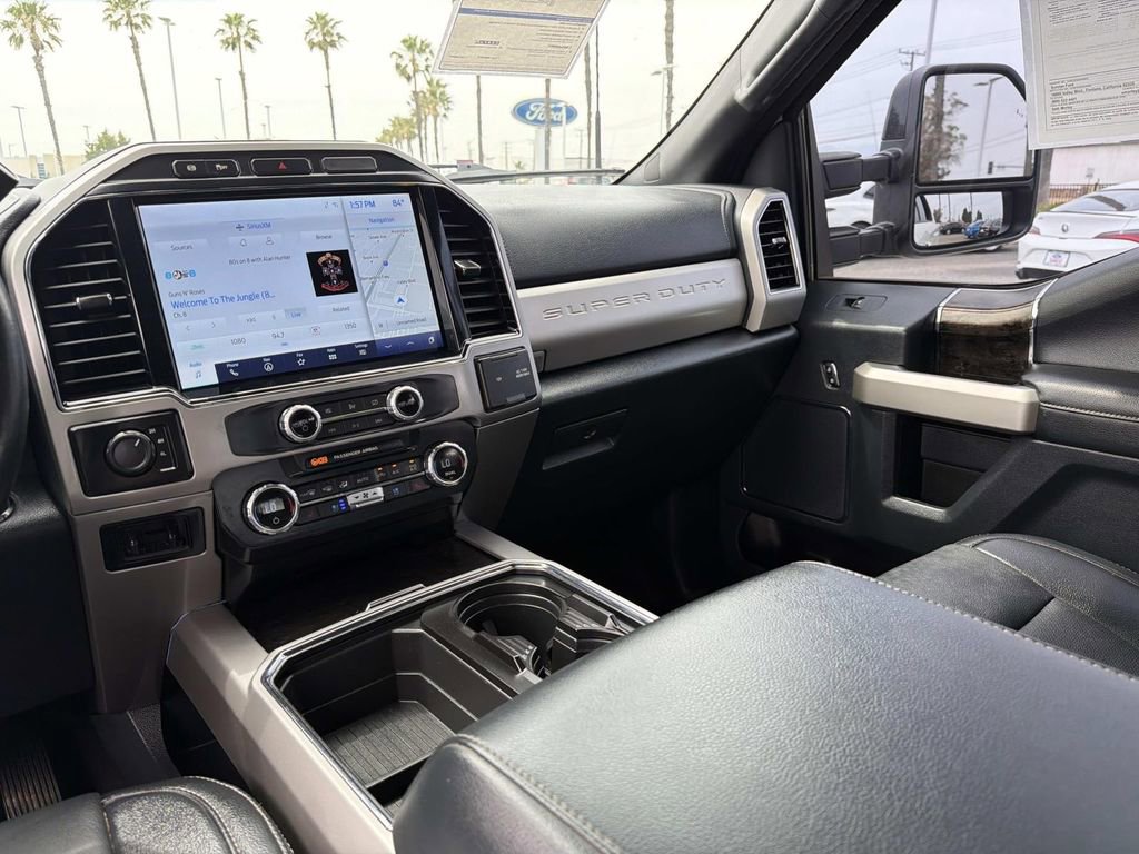 Certified 2022 Ford F250 Lariat w/ Black Appearance Package AWD/4WD image 15