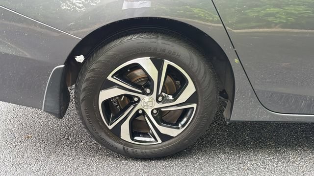 Used 2017 Honda Accord LX image 17