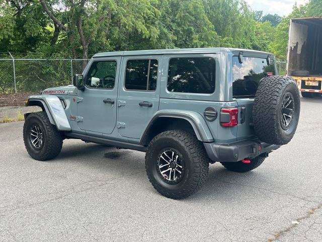 Used 2024 Jeep Wrangler Unlimited Rubicon AWD/4WD image 4