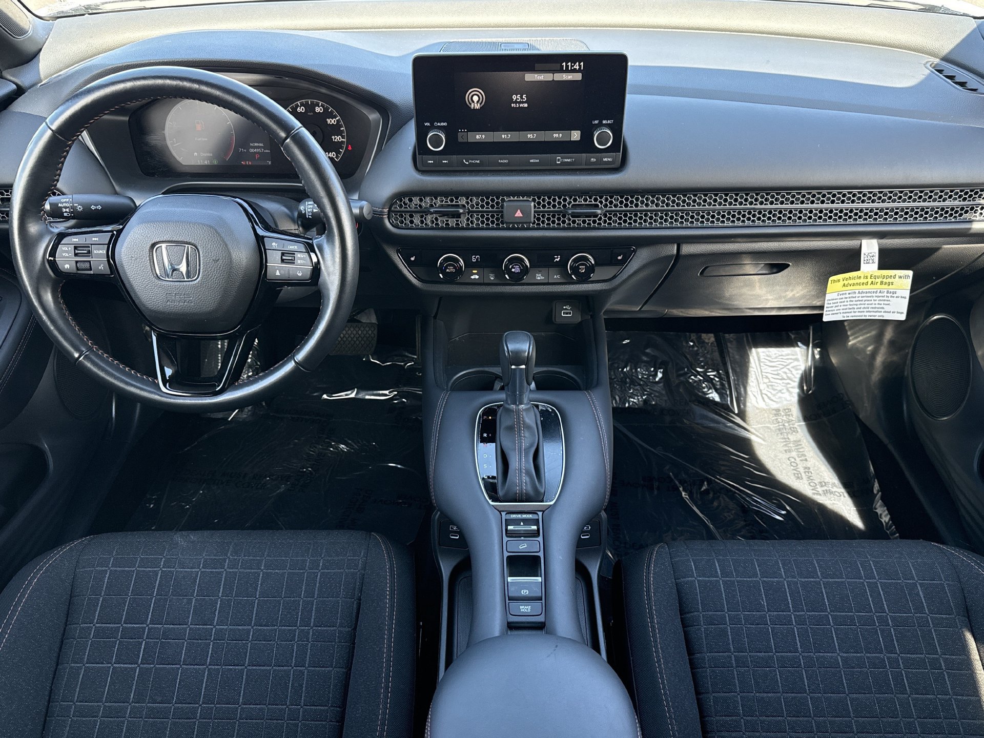 Used 2025 Honda HR-V Sport image 2