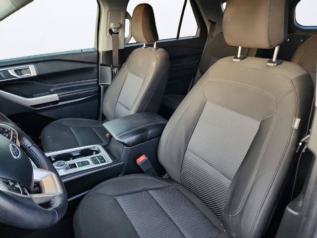 Certified 2023 Ford Explorer XLT RWD image 10