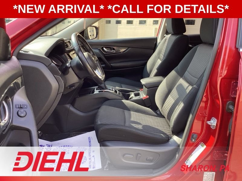 Used 2017 Nissan Rogue SV AWD/4WD image 19