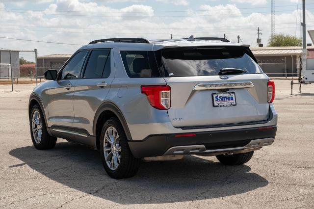 Certified 2020 Ford Explorer XLT w/ Equipment Group 202A RWD image 6