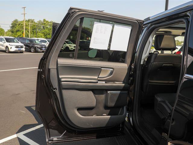 Certified 2025 Ford Expedition Max Platinum AWD/4WD image 30