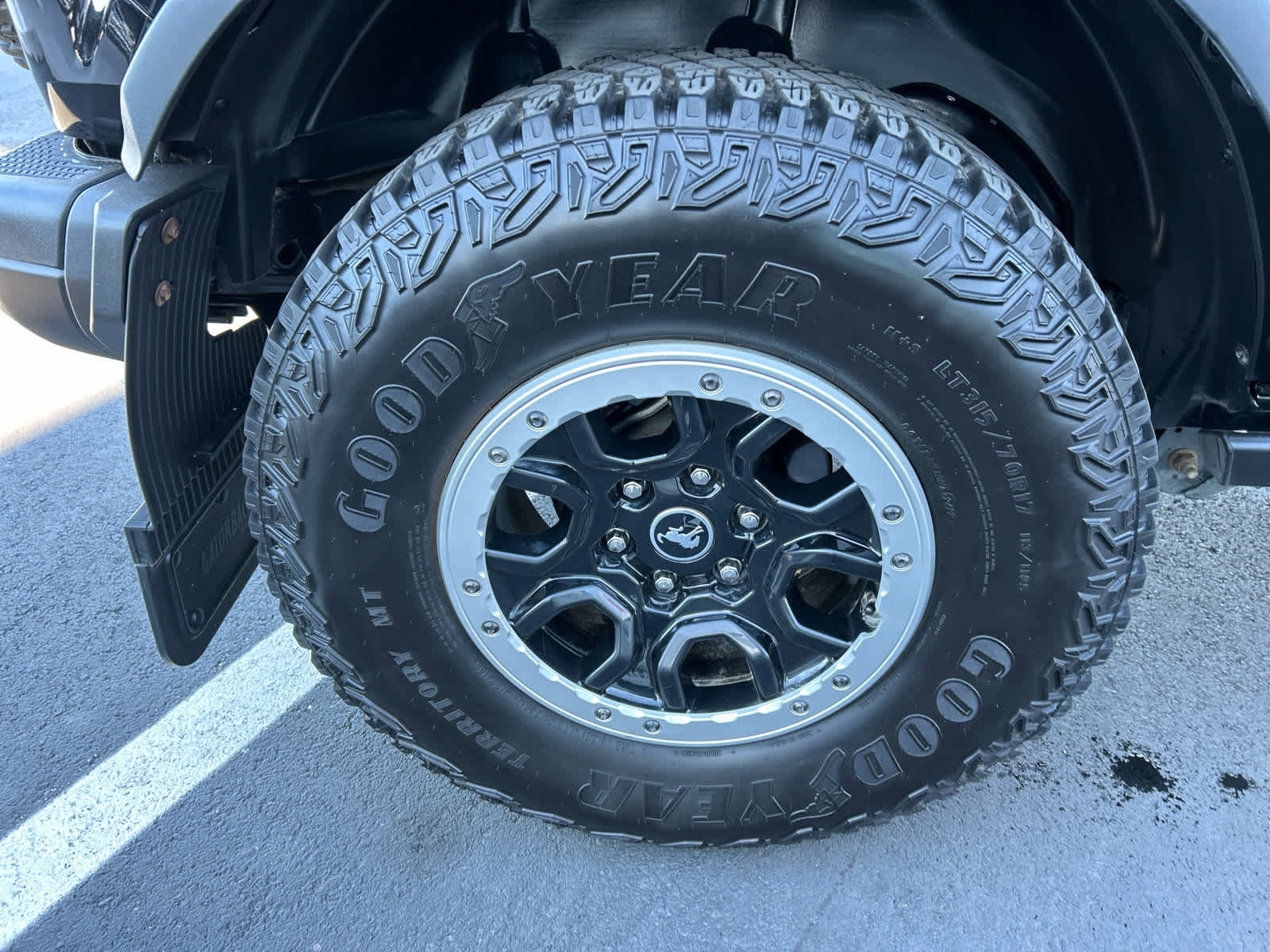 Certified 2022 Ford Bronco Badlands w/ Sasquatch Package image 13