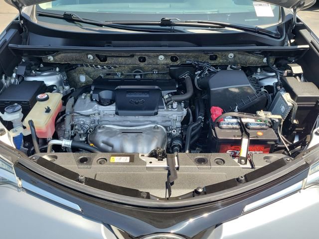 Used 2018 Toyota RAV4 LE w/ All Weather Liner Package FWD image 20