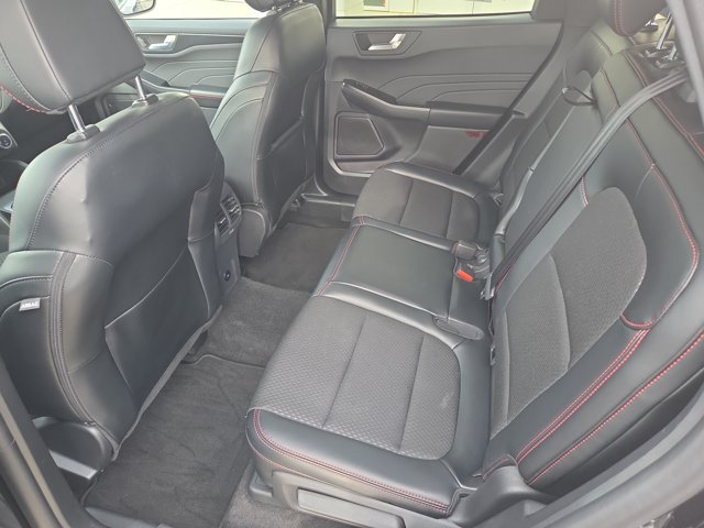 Certified 2025 Ford Escape ST-Line AWD/4WD image 13