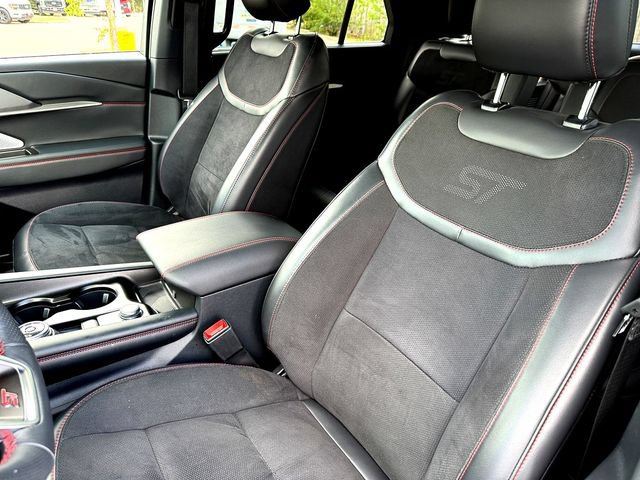 Certified 2025 Ford Explorer ST AWD/4WD image 11