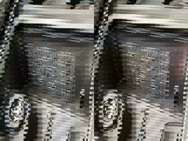 Certified 2025 Ford Expedition Active image 29