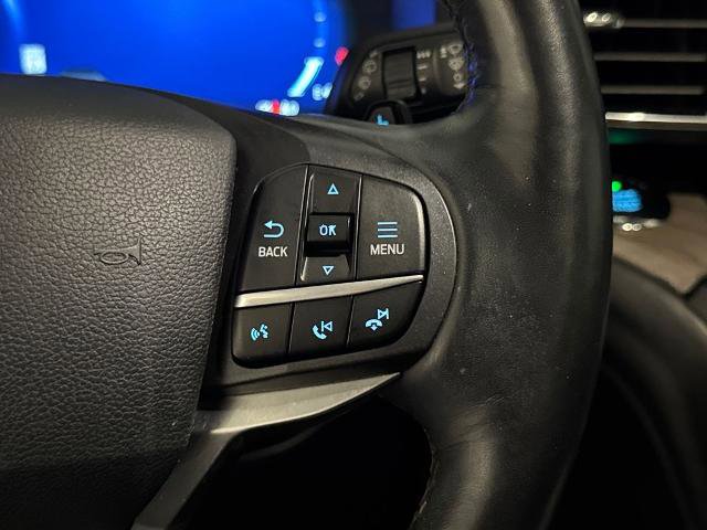 Certified 2020 Ford Explorer Platinum w/ Premium Technology Package image 16