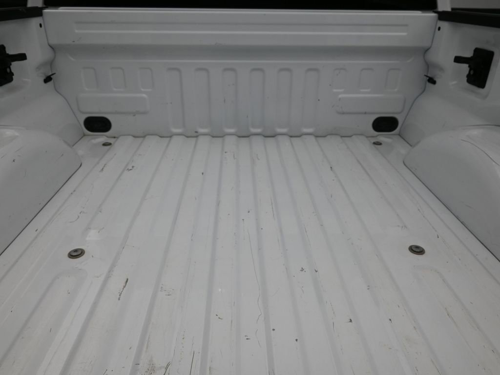 Certified 2022 Ford F150 XLT w/ Equipment Group 302A High image 10