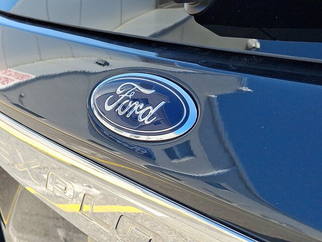Certified 2023 Ford Explorer XLT AWD/4WD image 16