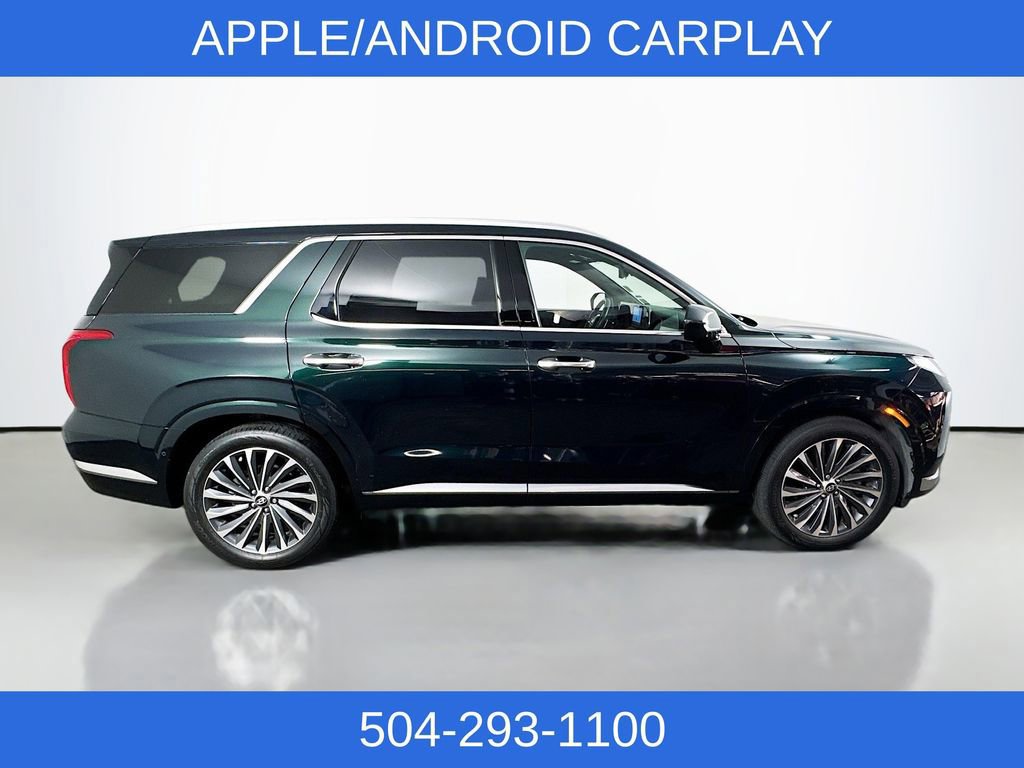 Used 2023 Hyundai Palisade Calligraphy image 2
