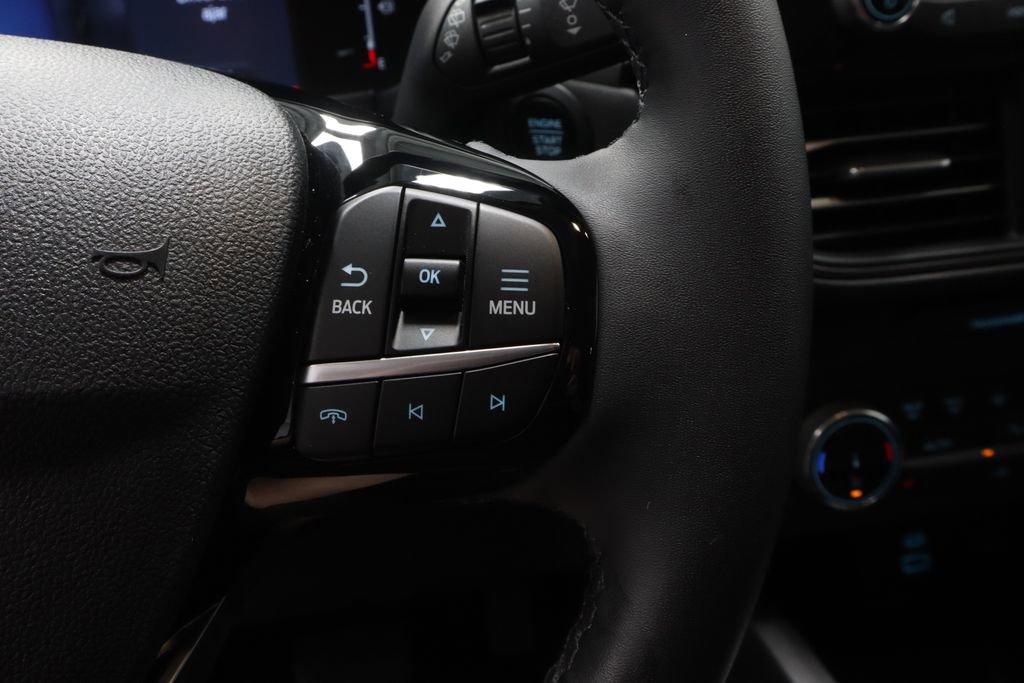 Certified 2023 Ford Escape Active AWD/4WD image 29