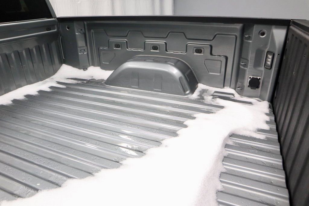 Used 2023 Chevrolet Silverado 1500 LT image 13