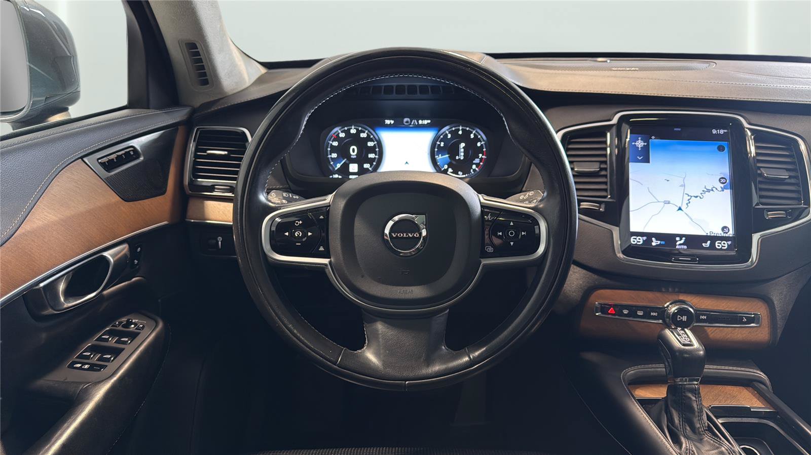 Used 2019 Volvo XC90 T6 Inscription w/ Luxury Package AWD/4WD image 12