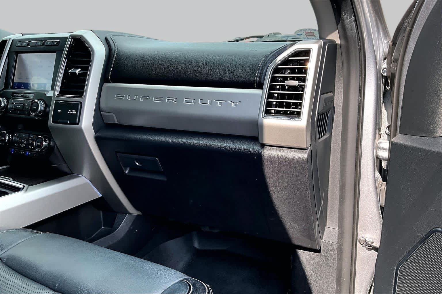 Certified 2020 Ford F250 Lariat AWD/4WD image 19