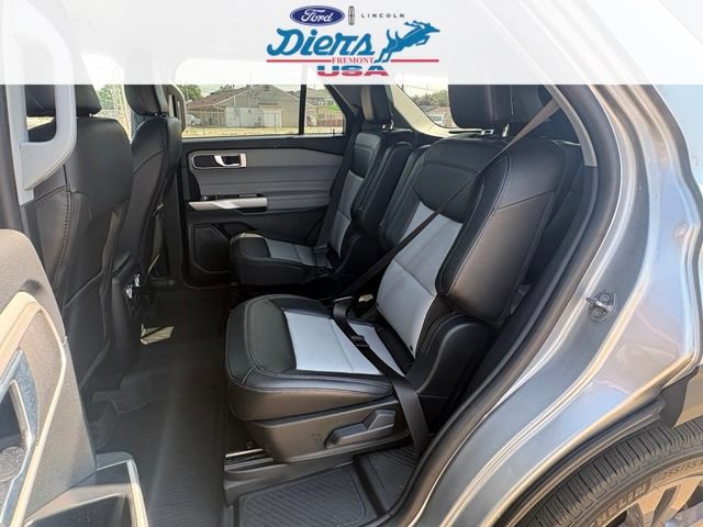 Certified 2024 Ford Explorer XLT w/ Equipment Group 202A AWD/4WD image 17