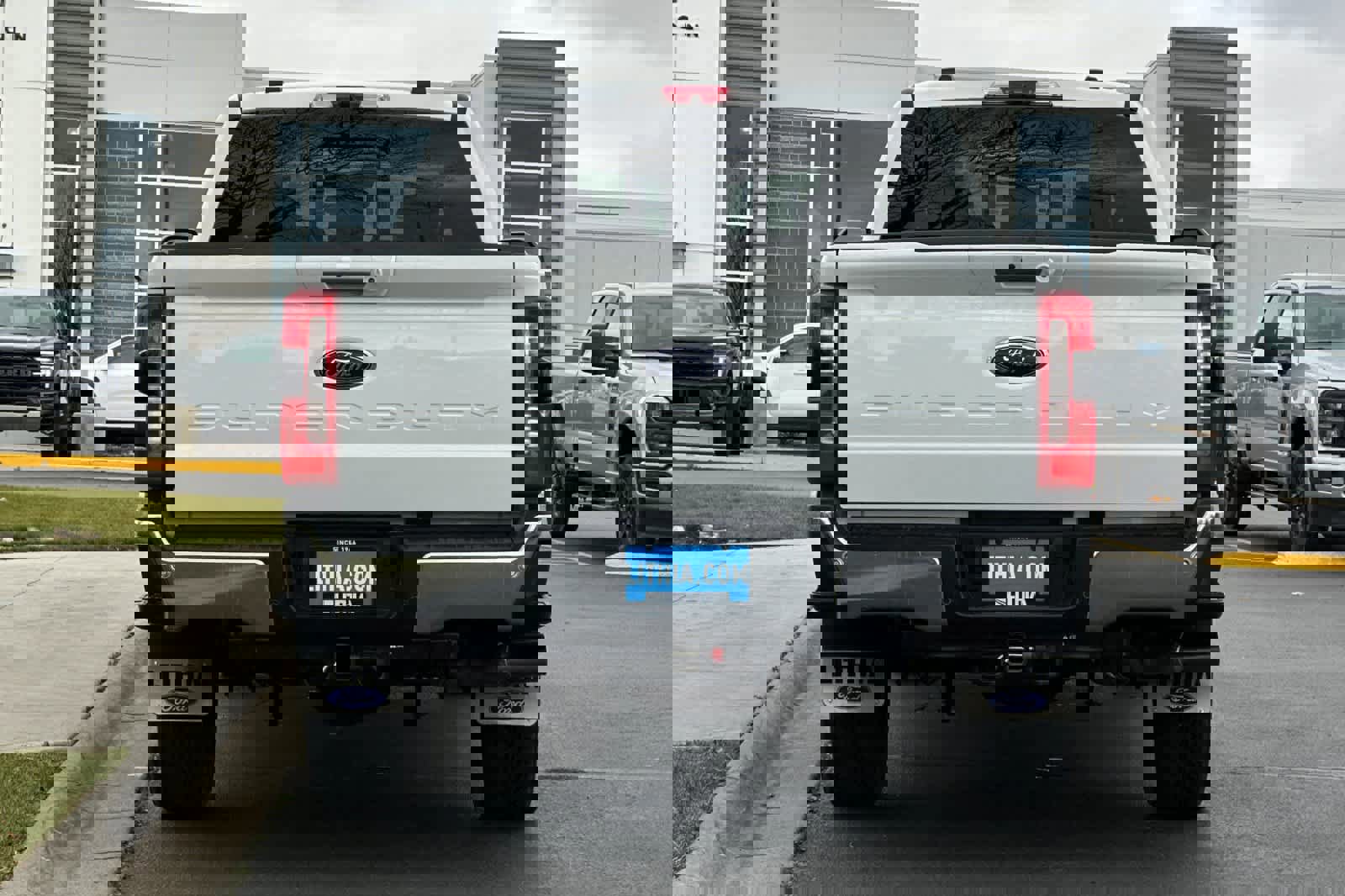 Certified 2023 Ford F250 Lariat w/ Lariat Ultimate Package image 4