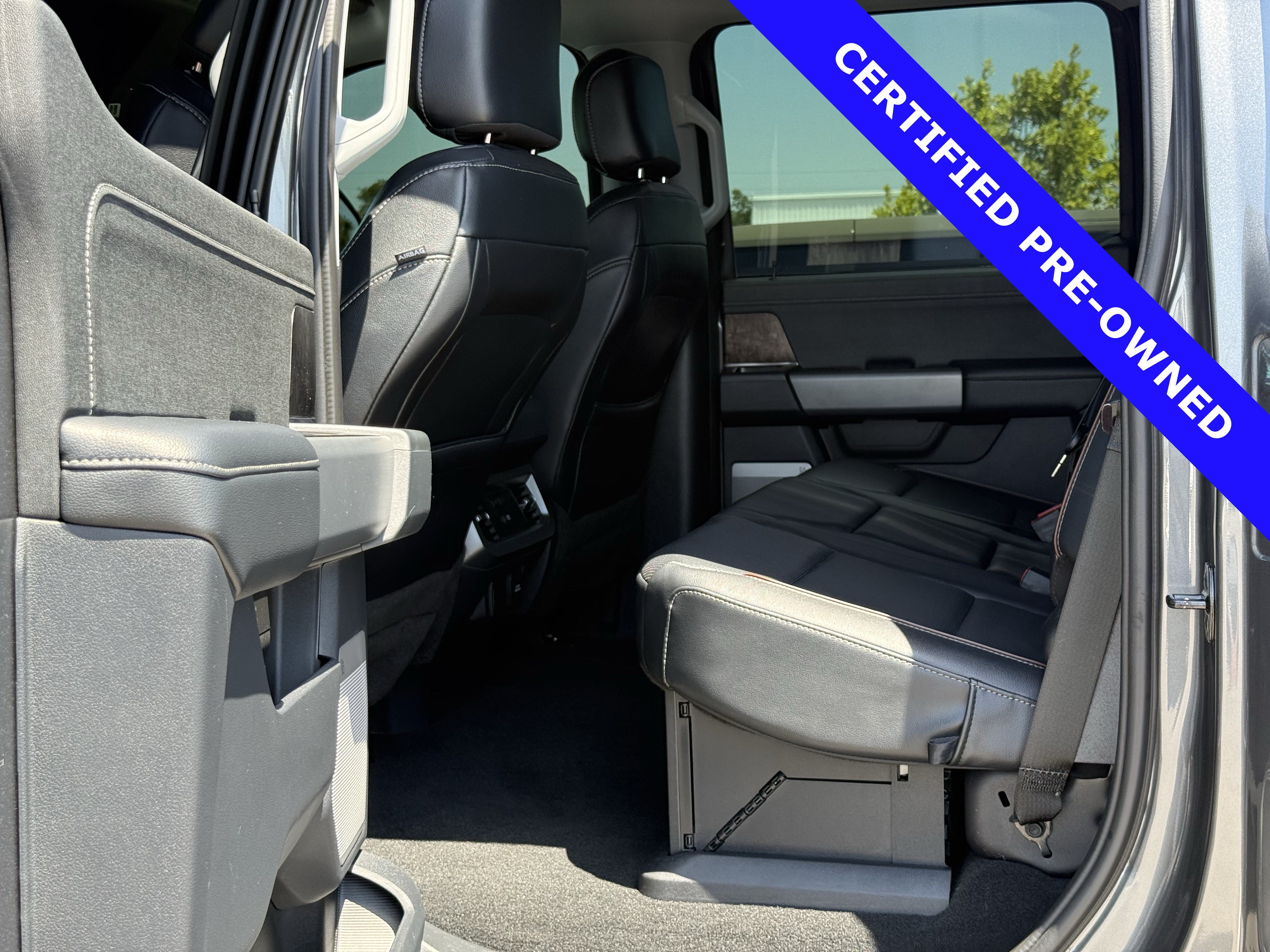 Certified 2023 Ford F350 Lariat w/ Lariat Ultimate Package AWD/4WD image 19