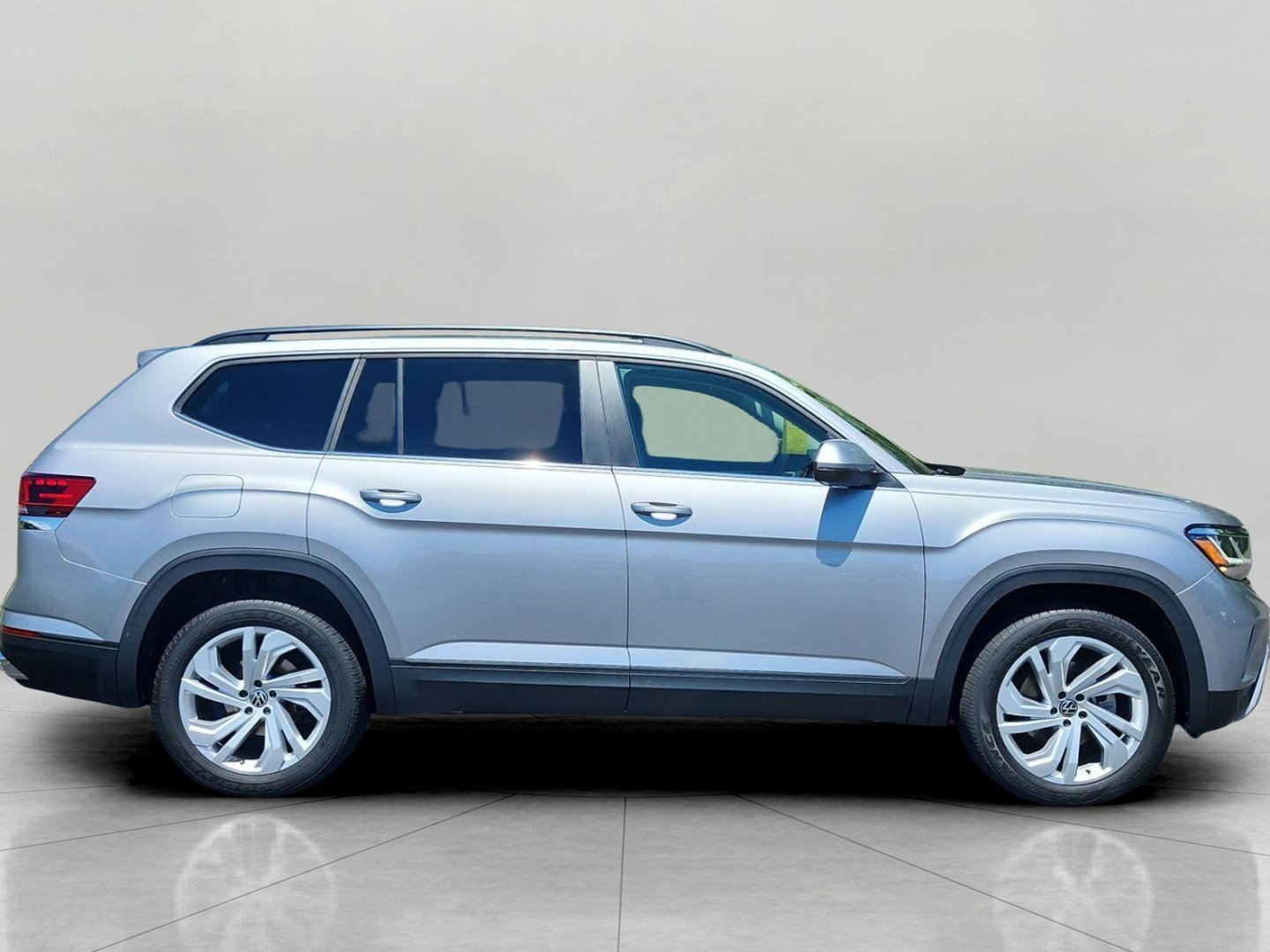 Used 2021 Volkswagen Atlas SE AWD/4WD image 9