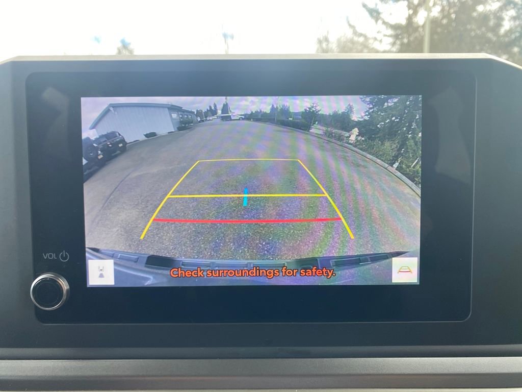 Used 2024 Toyota Tacoma TRD Off-Road AWD/4WD image 46