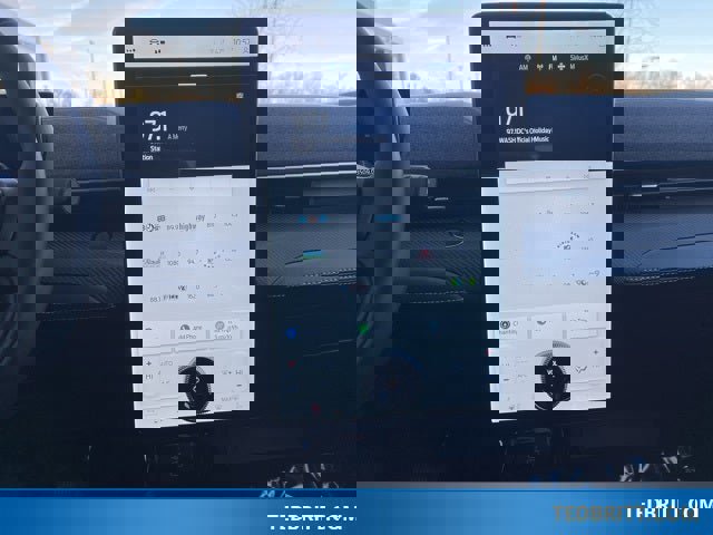 Certified 2025 Ford Mustang Mach-E Premium image 32