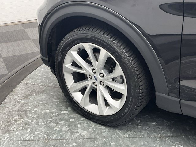 Certified 2023 Ford Explorer Platinum w/ Technology Package AWD/4WD image 39