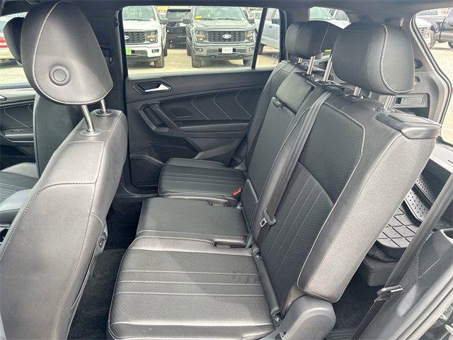 Used 2024 Volkswagen Tiguan SE R-Line w/ MDO Package, Three-Row image 29