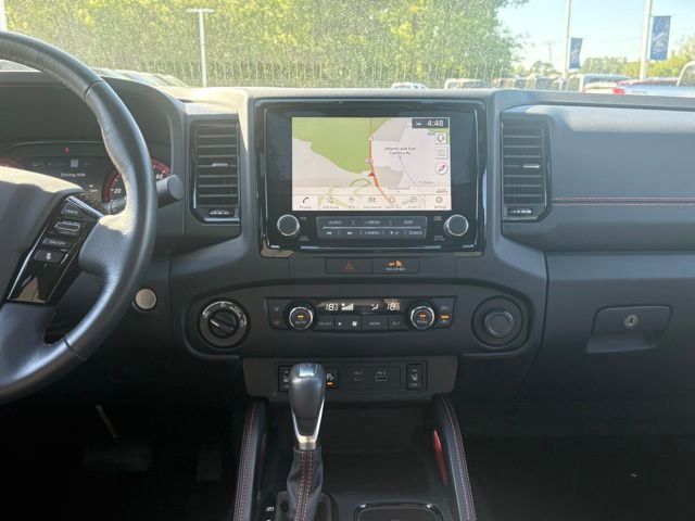 Used 2022 Nissan Frontier PRO-4X AWD/4WD image 17