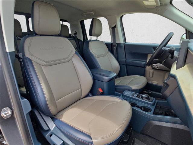 Certified 2025 Ford Maverick Lariat AWD/4WD image 18
