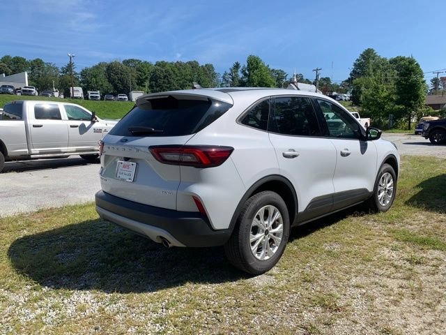 Certified 2025 Ford Escape Active AWD/4WD image 8