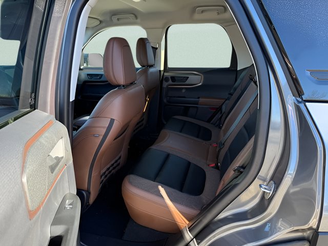 Certified 2025 Ford Bronco Sport Outer Banks w/ Outer Banks Tech Package+ AWD/4WD image 5