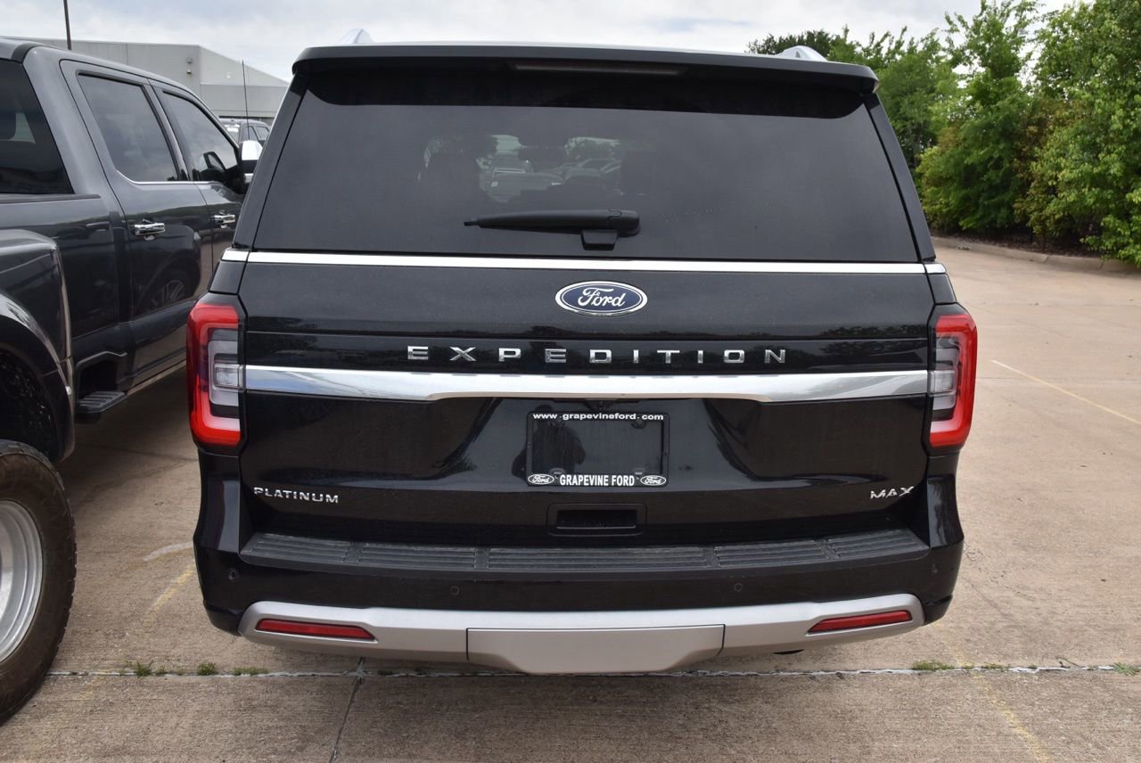 Certified 2023 Ford Expedition Max Platinum image 4