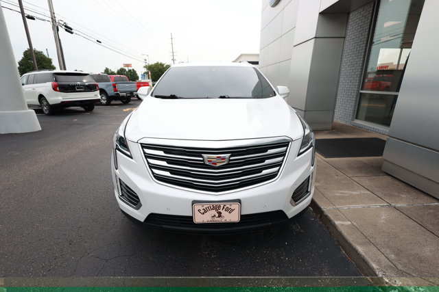 Used 2017 Cadillac XT5 Premium Luxury AWD/4WD image 2