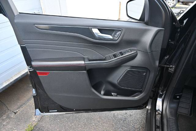 Certified 2023 Ford Escape ST-Line w/ Tech Pack #1 FWD image 21