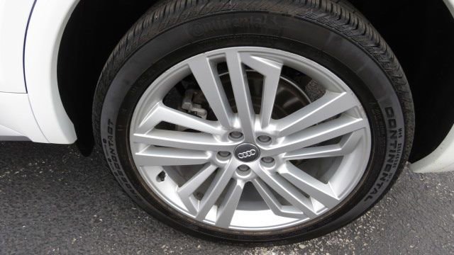 Used 2020 Audi Q5 2.0T Premium Plus image 31