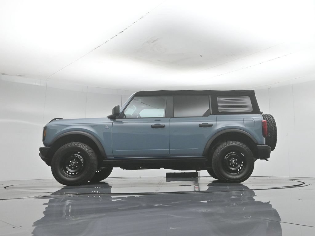 Certified 2022 Ford Bronco Black Diamond AWD/4WD image 8
