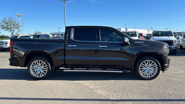 Used 2019 Chevrolet Silverado 1500 High Country w/ Technology Package image 2
