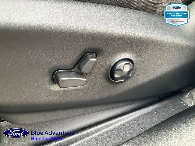 Used 2021 Chrysler Pacifica Touring image 26