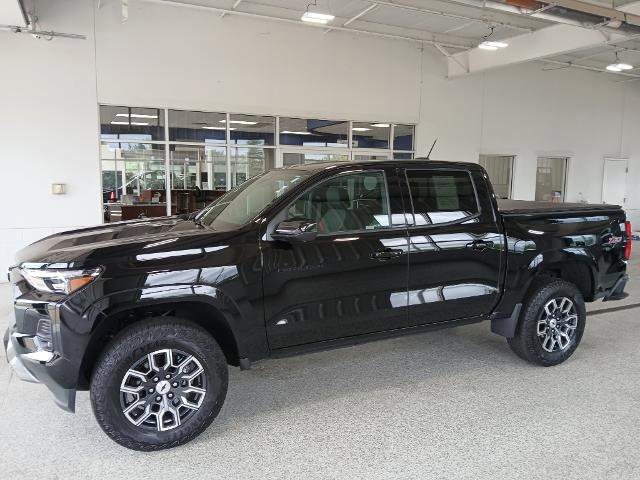 Used 2023 Chevrolet Colorado Z71 w/ Z71 Convenience Package 2 image 2