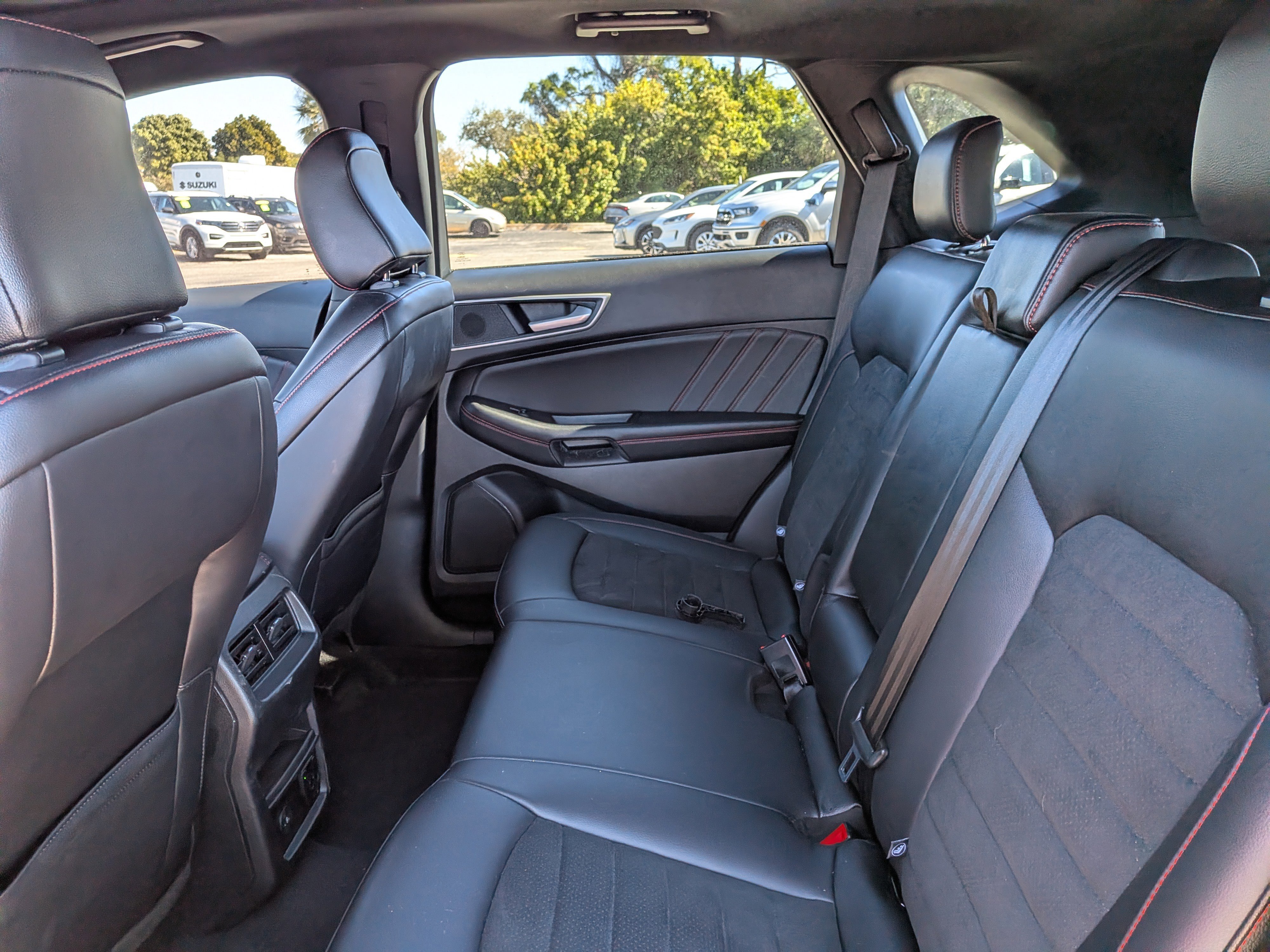 Certified 2024 Ford Edge ST-Line AWD/4WD image 16