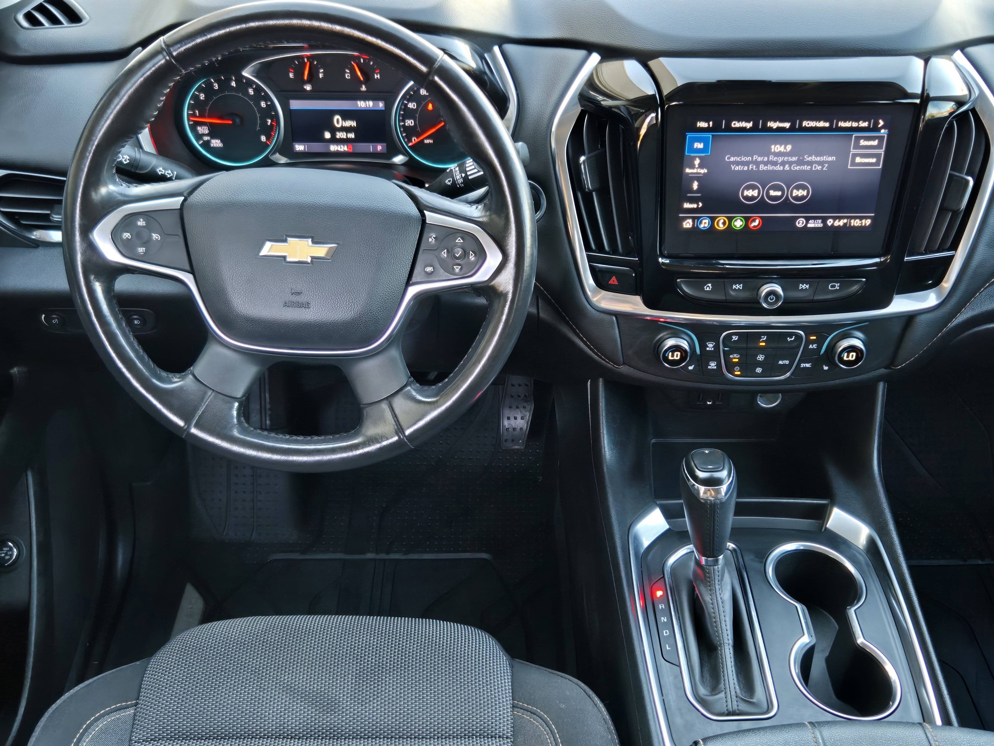 Used 2020 Chevrolet Traverse LT image 21