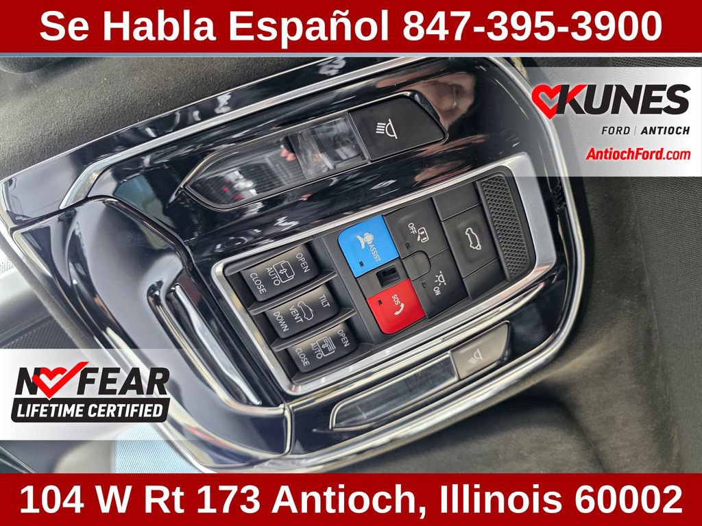 Used 2024 Jeep Grand Wagoneer L Series II w/ Quick Order Packagew 28T AWD/4WD image 63