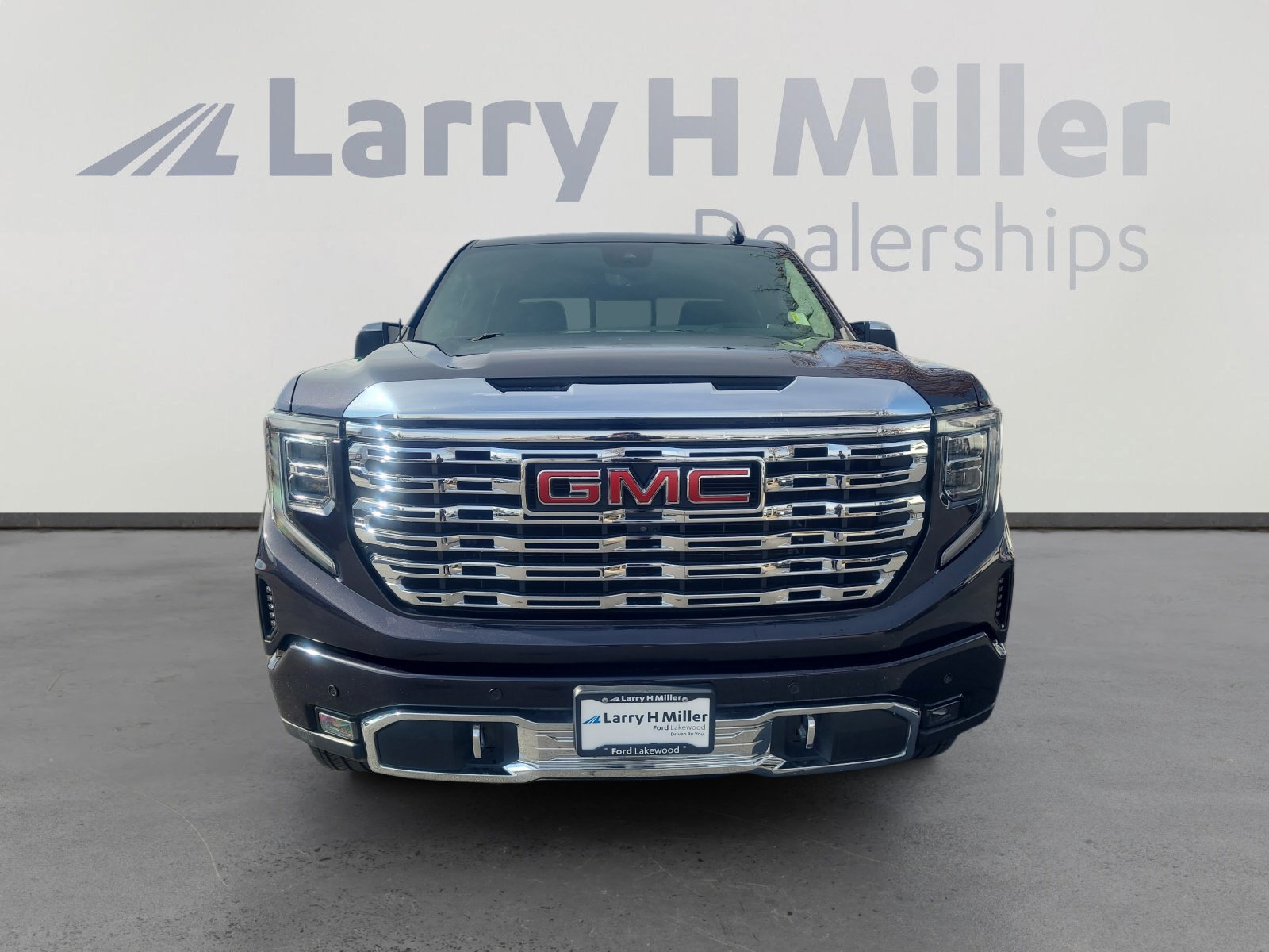 Used 2023 GMC Sierra 1500 Denali w/ Denali Reserve Package image 8