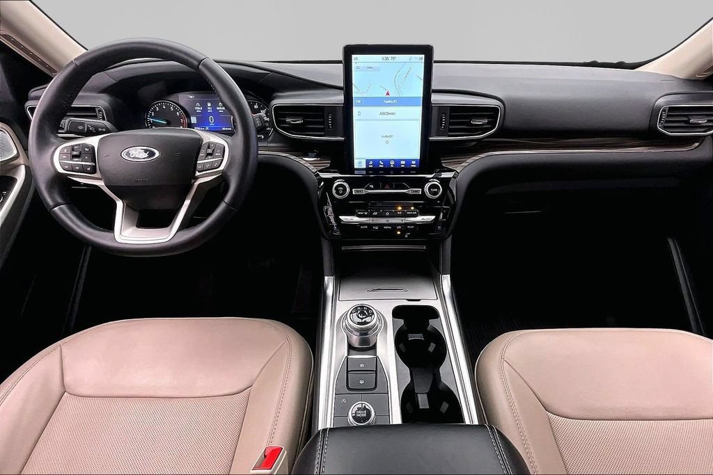 Certified 2023 Ford Explorer Limited w/ Limited Technology Package AWD/4WD image 16