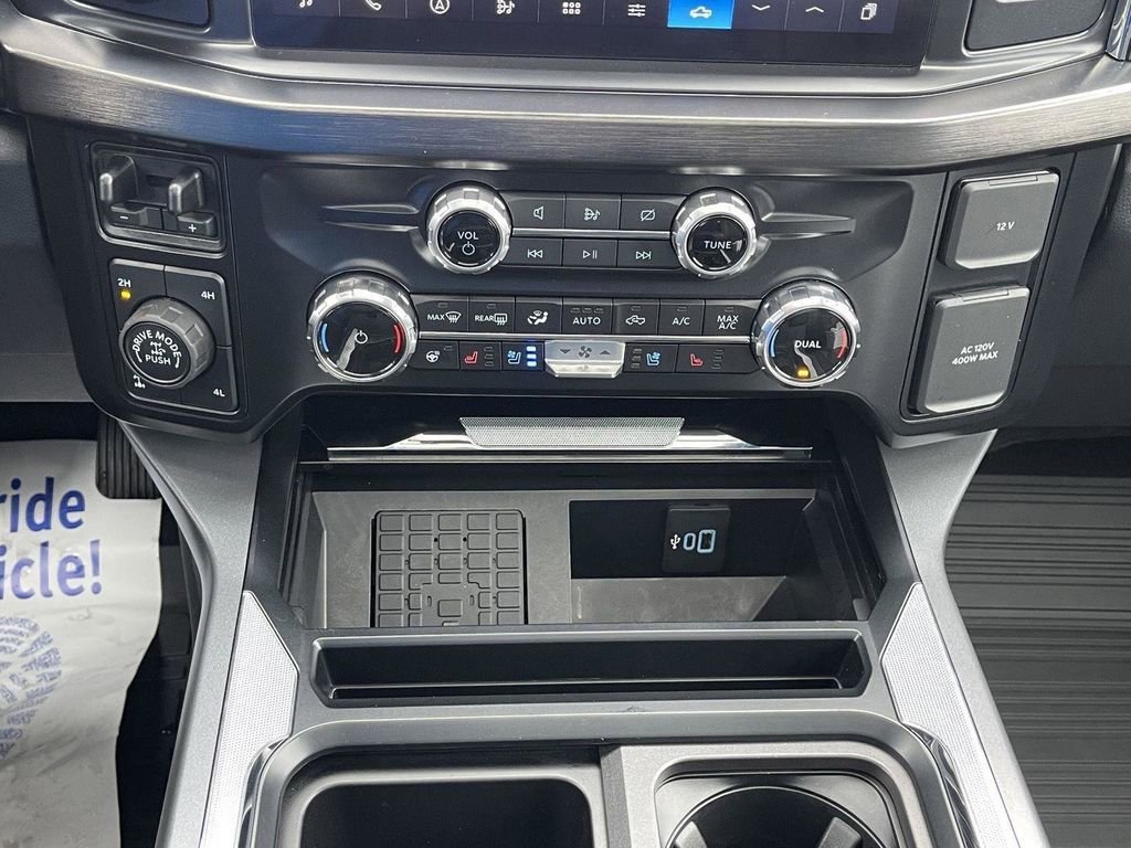 Certified 2024 Ford F250 Lariat w/ Lariat Ultimate Package AWD/4WD image 43