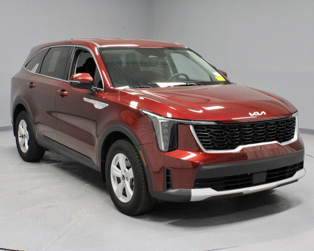 Used 2024 Kia Sorento LX