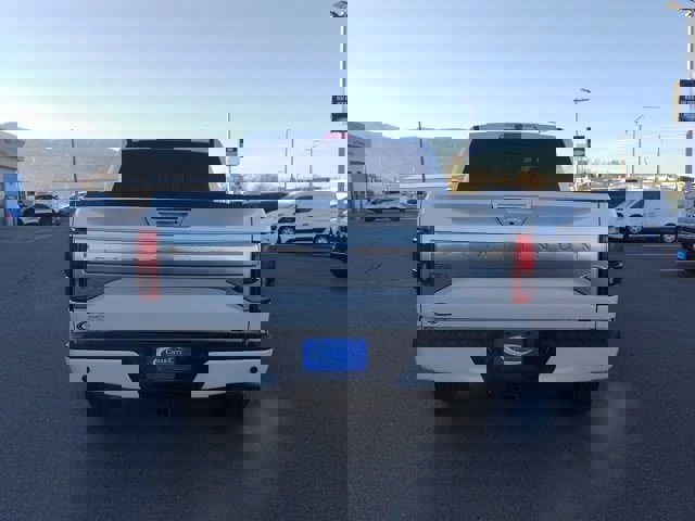 Certified 2017 Ford F150 Platinum w/ Equipment Group 701A Luxury image 6