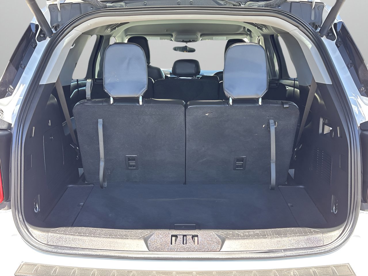 Certified 2023 Ford Explorer XLT w/ Equipment Group 202A image 14